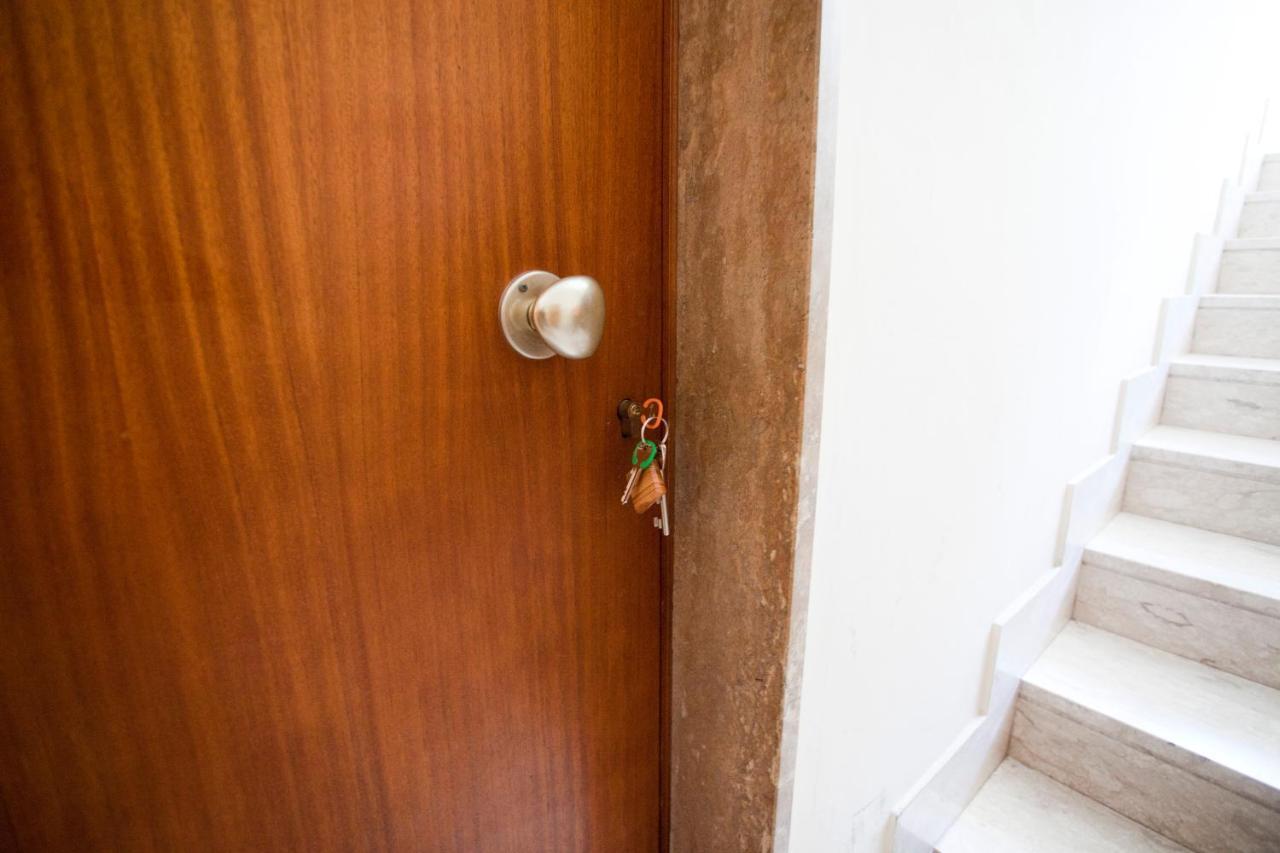 דירות טורבולה Casa Rosa מראה חיצוני תמונה